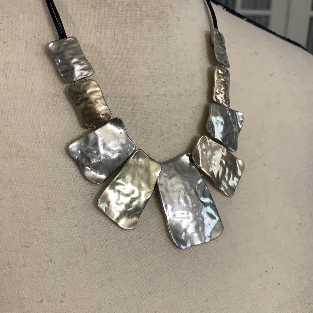 Chico’s Sloan hammered silver and gold chunky bib statement necklace - Picture 7 of 17